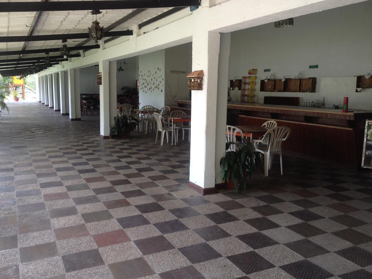 Hotel Tacuara Guaduas Exterior photo